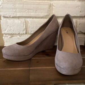 Taupe Apt 9 Faux Suede Wedges size 7.5